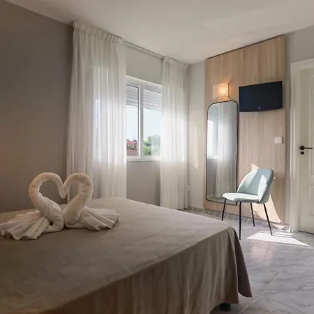 Pension Residencia Cecilia Aios Esterno foto